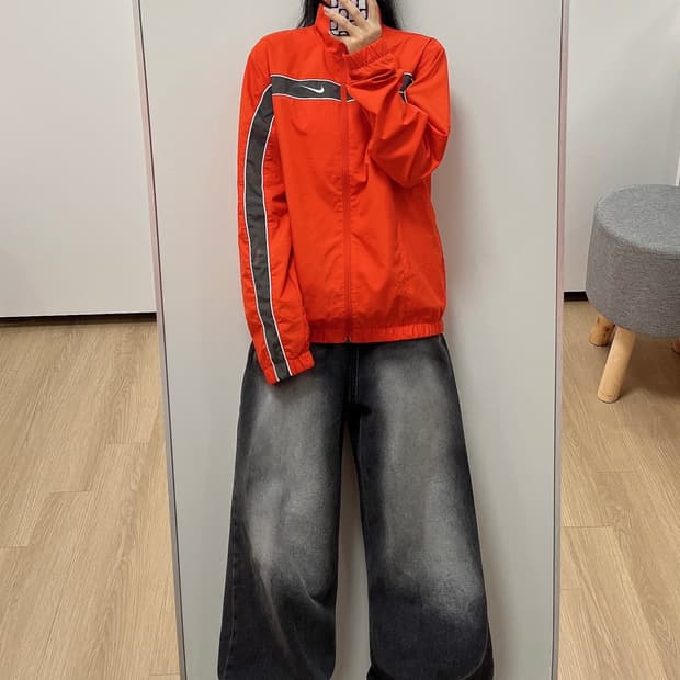 나이키 스우시 자수로고 올드스쿨 사이드라인 바람막이