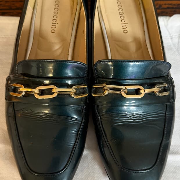 베카치노 탠디 골드 금장 체인 그린 페이던트 로퍼 235 구두 굽 2cm