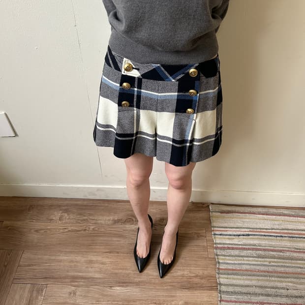 버버리 노바 체크 골드 버튼 숏팬츠