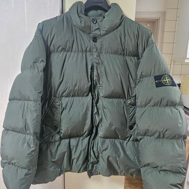 스톤아일랜드 24FW 크링클랩스 논후드 카키