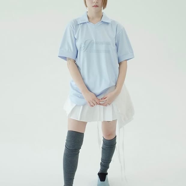 Jichoi 상의(공홈에서 내려가서 제품명을 모르겠어요..)