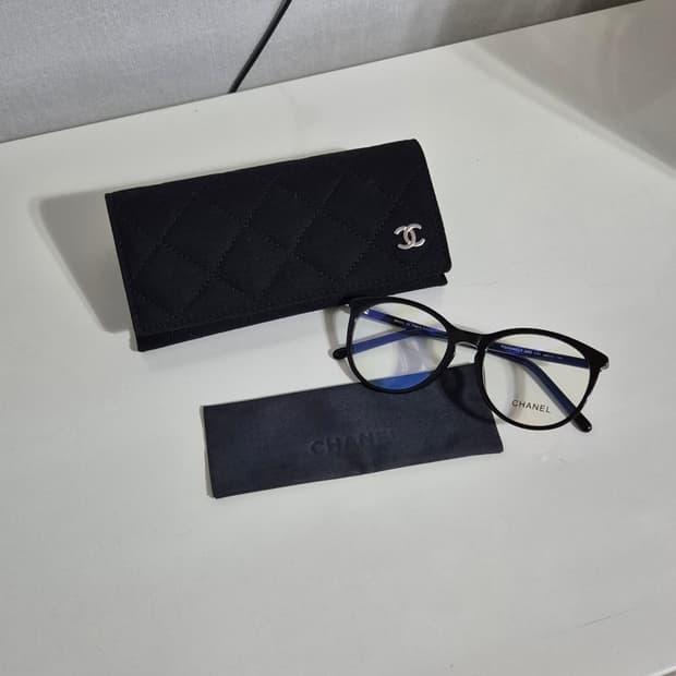 샤넬 하트 안경 3282