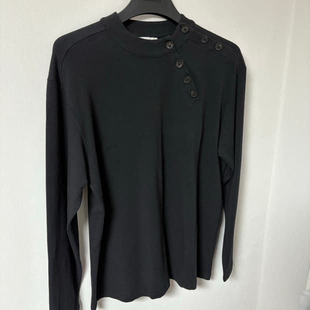 이젤 레보레토리 롱슬리브 L