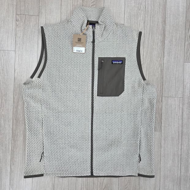 (새상품)파타고니아 R1 에어 베스트 조끼 펠리컨 L, 105