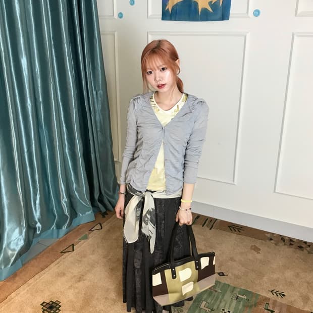 페미닌하면서도 라임 옐로우컬러가 섞여 부드럽고 발랄한••🍋‍🟩🍸 