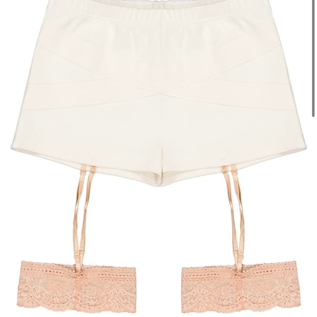 bandage garter shorts cream/peach