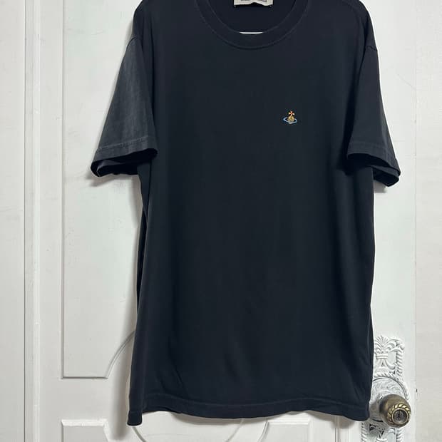 비비안웨스트우드 로고 반팔티