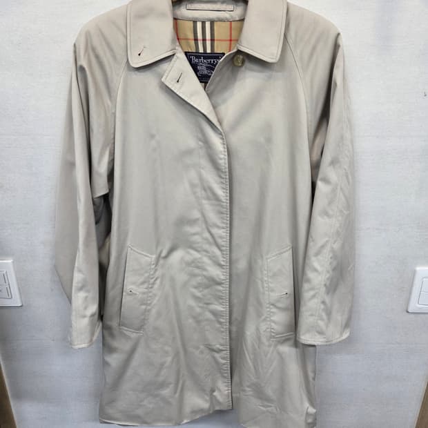 버버리 올드스쿨 벨티드 싱글코트 남성기준 m