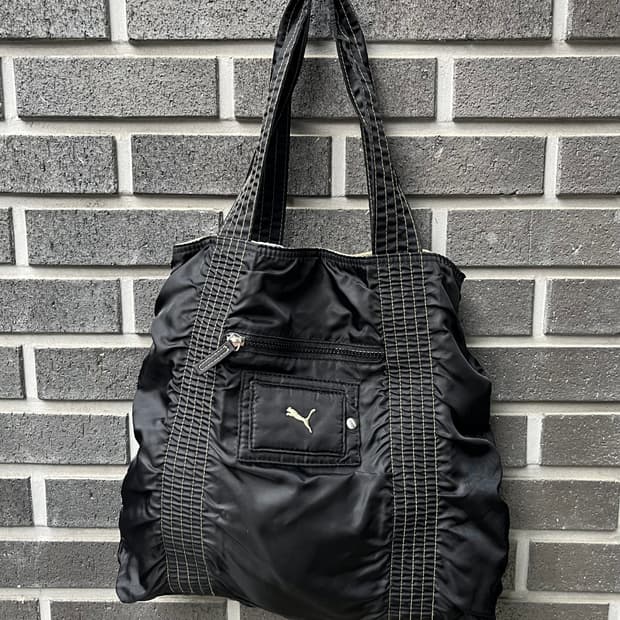 00s PUMA 스티치 나일론 백 블랙