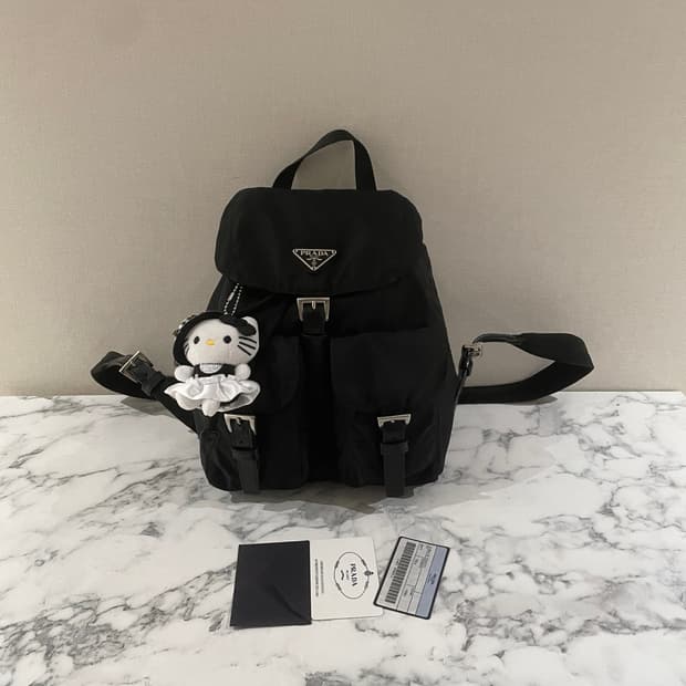 정품 프라다 백팩 스몰 