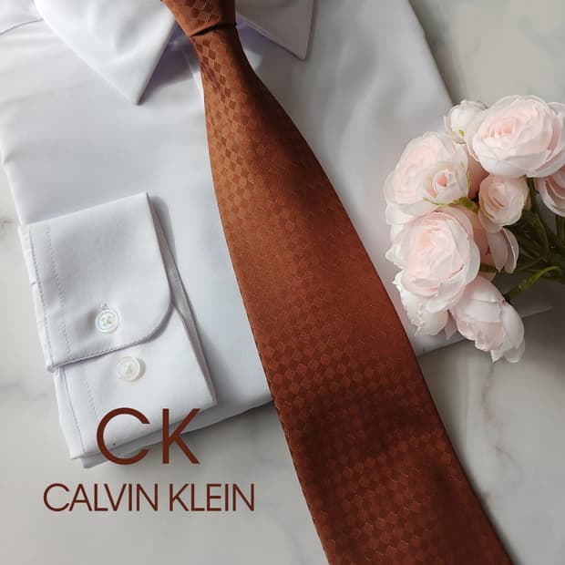 캘빈클라인 실크 브라운 체크 넥타이 9.2cm A+등급 A18816
