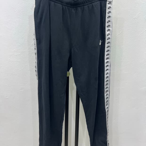 정품) 나이키 로고 테이프 조거팬츠 XL