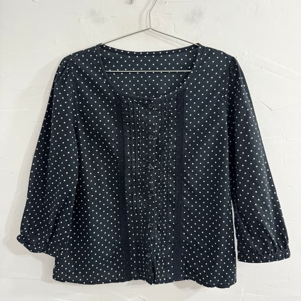 dot pintuck blouse