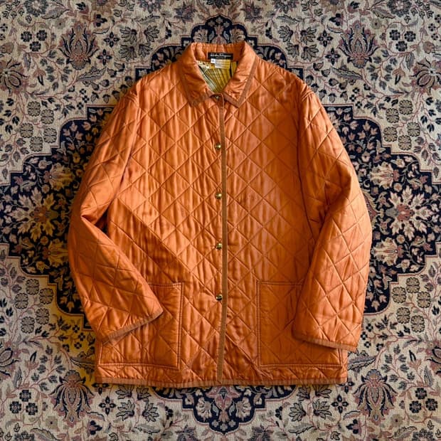 페레가모 실크 퀠팅자켓 여성66-77