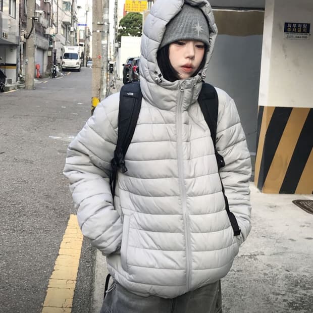 원가 112600원 경량패딩 새 것