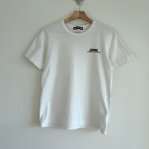 꼼데가르송 CDG 반팔 티셔츠(JAPAN)