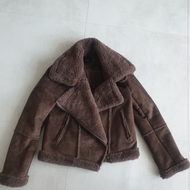 여성 무스탕 S size