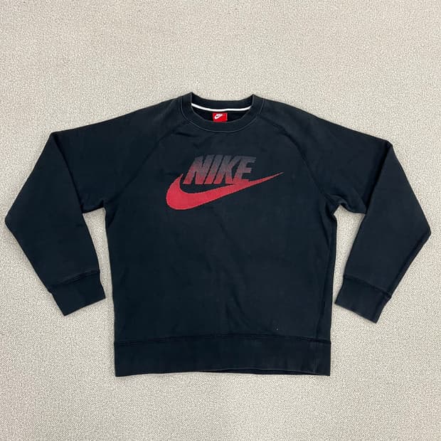 [M] 나이키 스우시 빅로고 블랙 맨투맨 스웻셔츠 0107M1