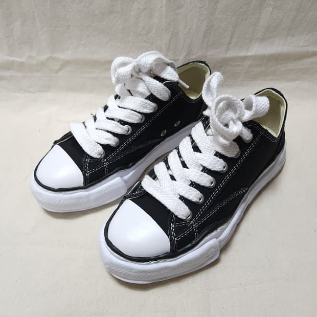 [41] 메종 미하라 야스히로 피터슨 OG 솔 캔버스 로우 스니커즈 블랙