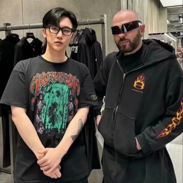 발렌시아가 버닝 유니티 후드 집업 더블 루프 로고 후디 티셔츠