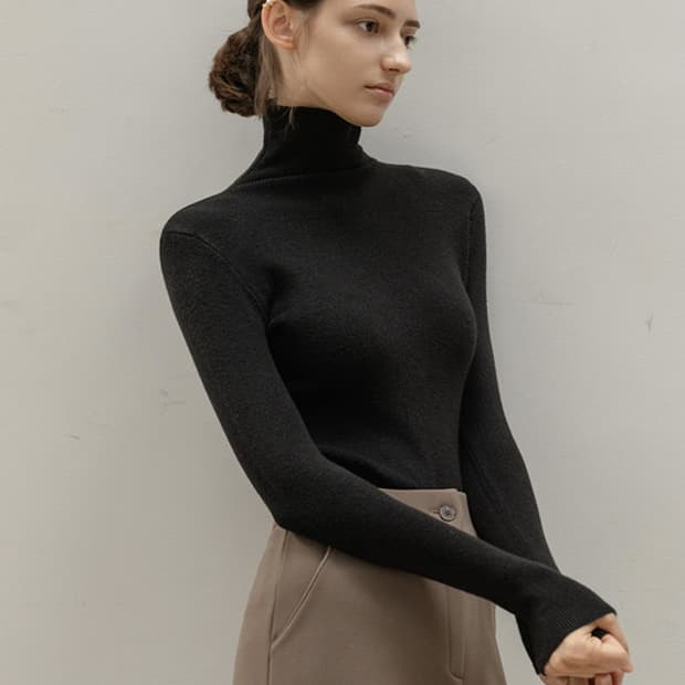 논앤논 하이 터틀넥 니트 - 블랙