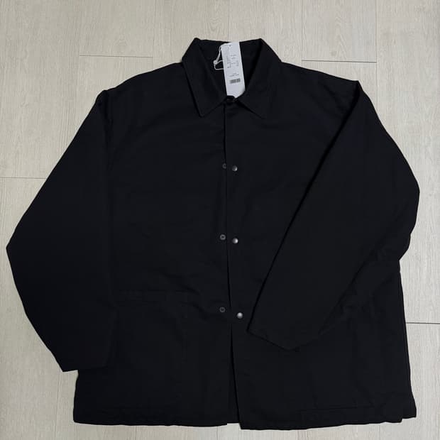 26ss 코모리 포스트워크 트윌자켓 3사이즈 새제품 판매합니다.