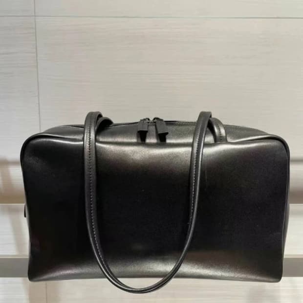 더로우 아스트라 새상품