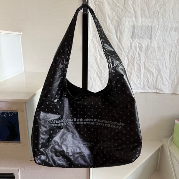 오드스튜디오 도트 호보 숄더백