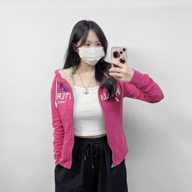 홀리스터 스펠 로고 양털 후드집업 핑크