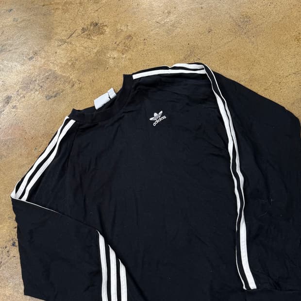 아디다스 블랙 트랙탑 롱슬리브 긴팔 티셔츠