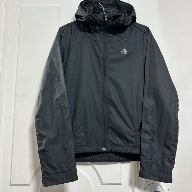 나이키 ACG 바람막이