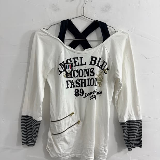 angel blue y2k top