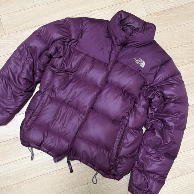노스페이스 700 딥퍼플 패딩 90 (여성용)