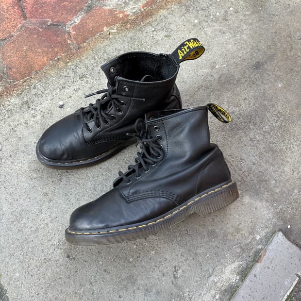 Dr. Martens 닥터마틴 워커 (250)