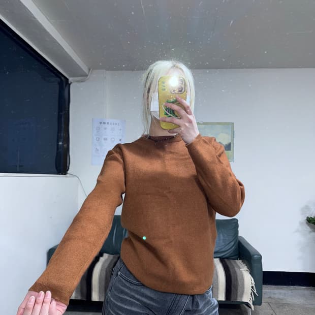 투티/0104 coor 쿠어 브라운 니트 스웨터 