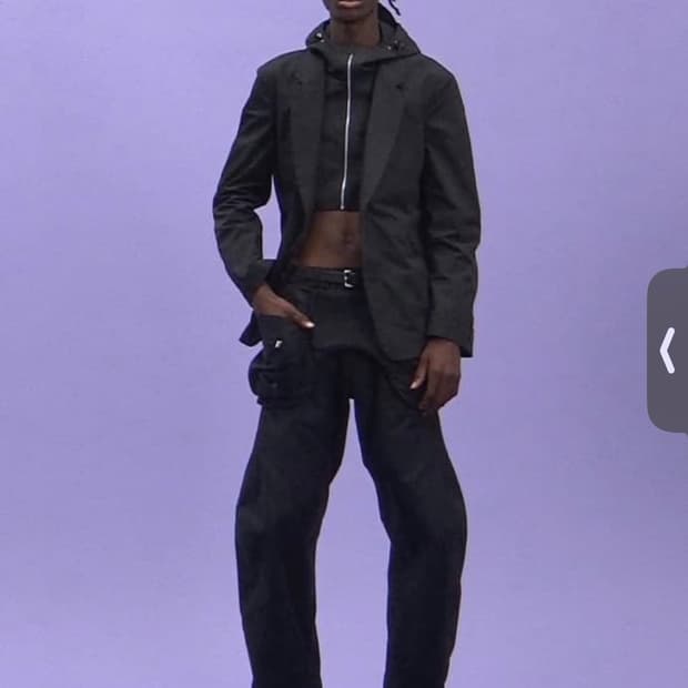[NVRFRGT : 네버포겟] DETACHABLE HOODED 블레이저