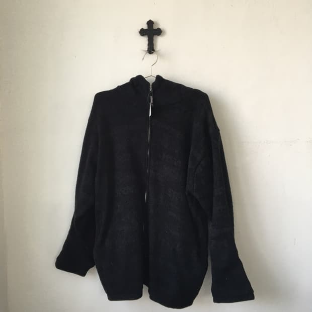 Lettering pattern hood zip up