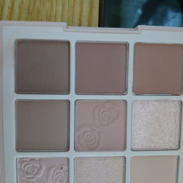 데이지크 섀도우 팔레트 로즈밀크티 팝니다
