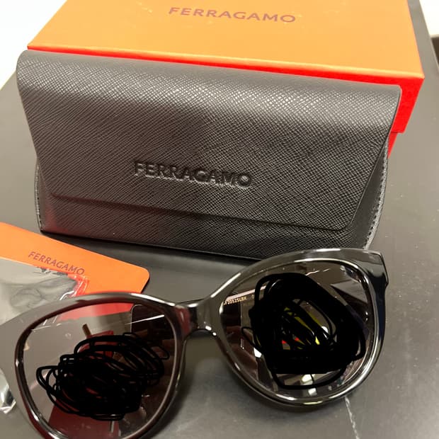 페레가모 선글라스 팝니다