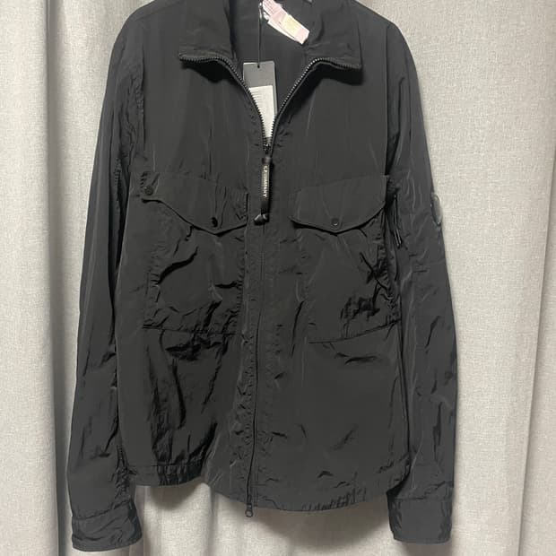 CP컴퍼니 크롬R 나일론 오버셔츠 자켓 50사이즈 (100~105)