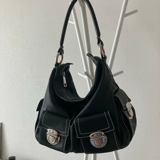 마크제이콥스 포켓 스티치 숄더백 핀터깔