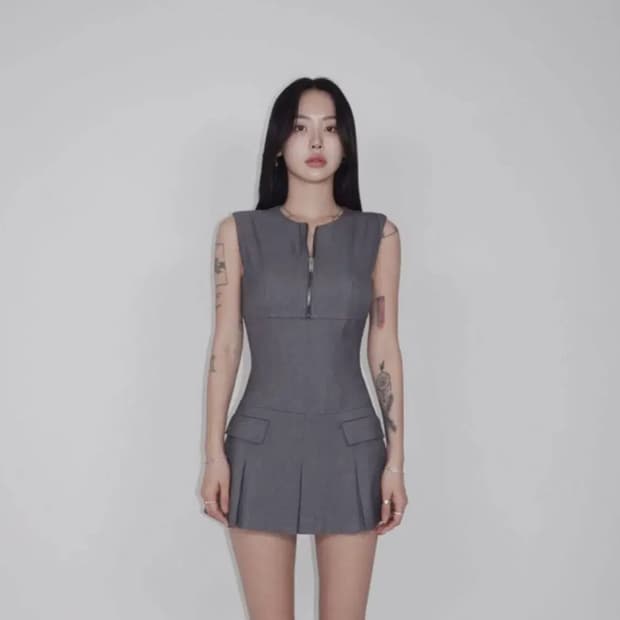 페일제이드 지퍼라인드레스 차콜