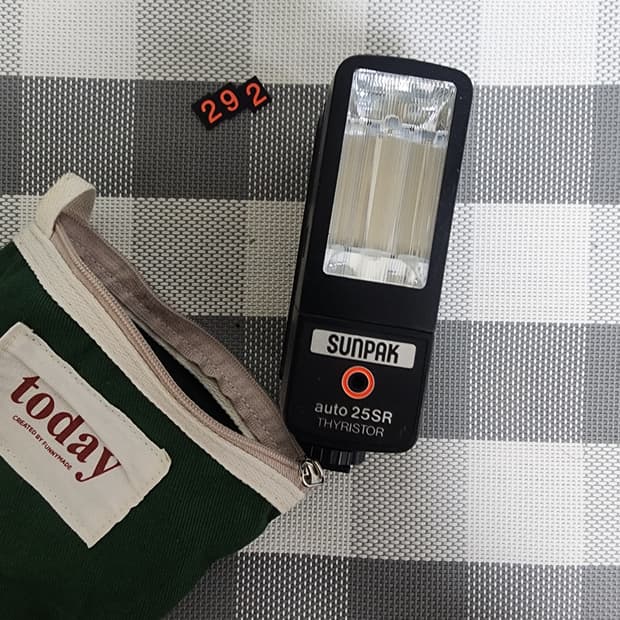 썬팍 오토 25 SR 스트로브 플래시 파우치포함