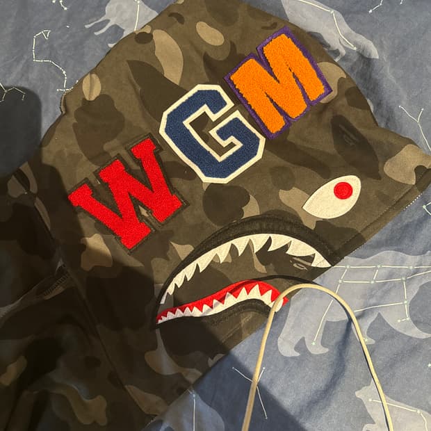 베이프 샤크 후드집업 흑계