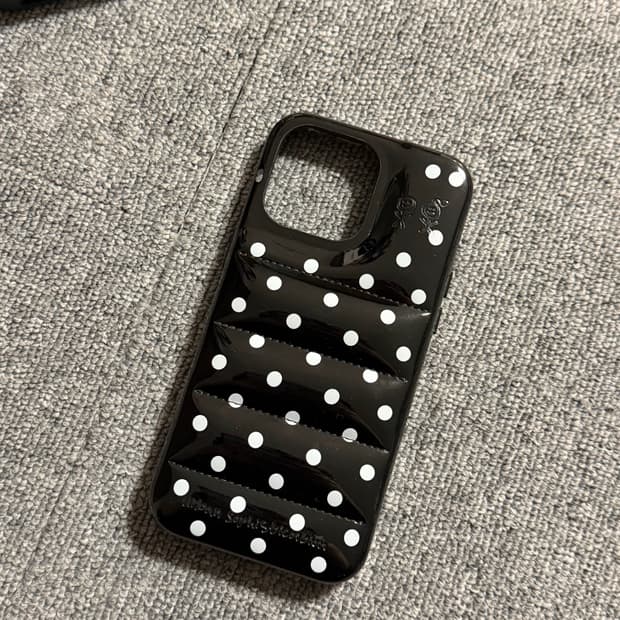 어반소피스티케이션 아이폰 15 pro max 케이스