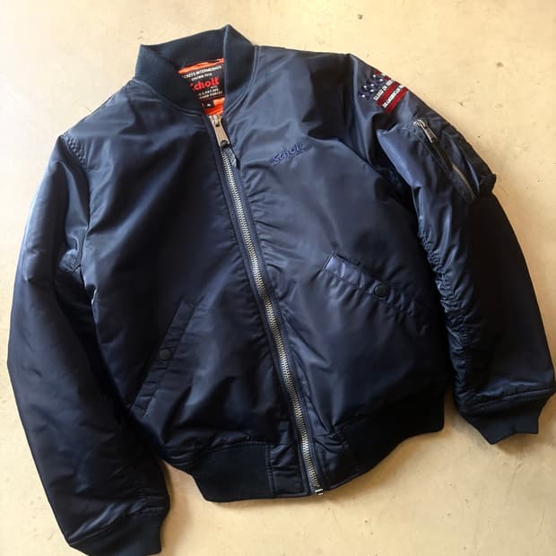 쇼트 성조기 자수 봄버 자켓