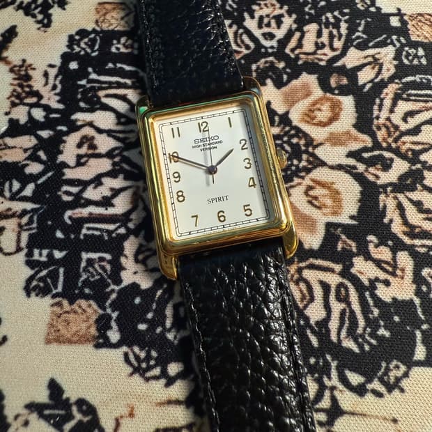 Seiko 빈티지 쿼츠 시계
