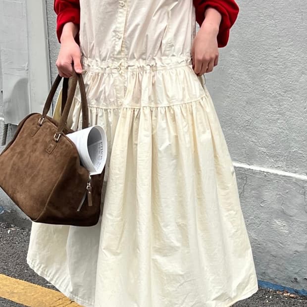 에토스 COATED SLEEVELESS DRESS