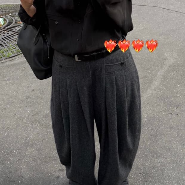 에토스 ROUNDED TUCK TROUSERS(새상품)