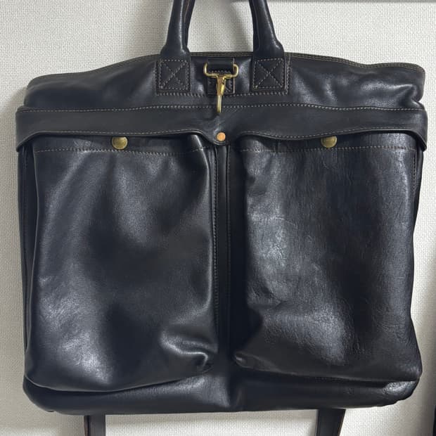 엠비스 레더 헬멧백 블랙